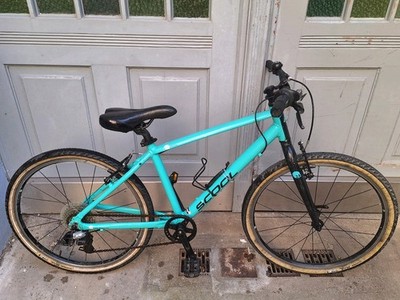 Ich Ferkaufe disen Sportfarad für 250  Der Farad Wurde In Einem Faradladen gek..