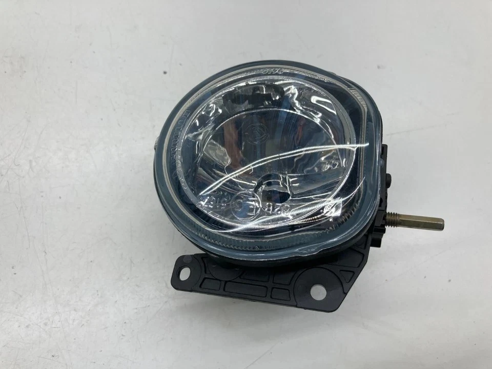 FANALE FENDINEBBIA DESTRO/SINISTRO ALFA ROMEO 156 MAGNETI MARELLI LAB490 - Изображение 3 из 4