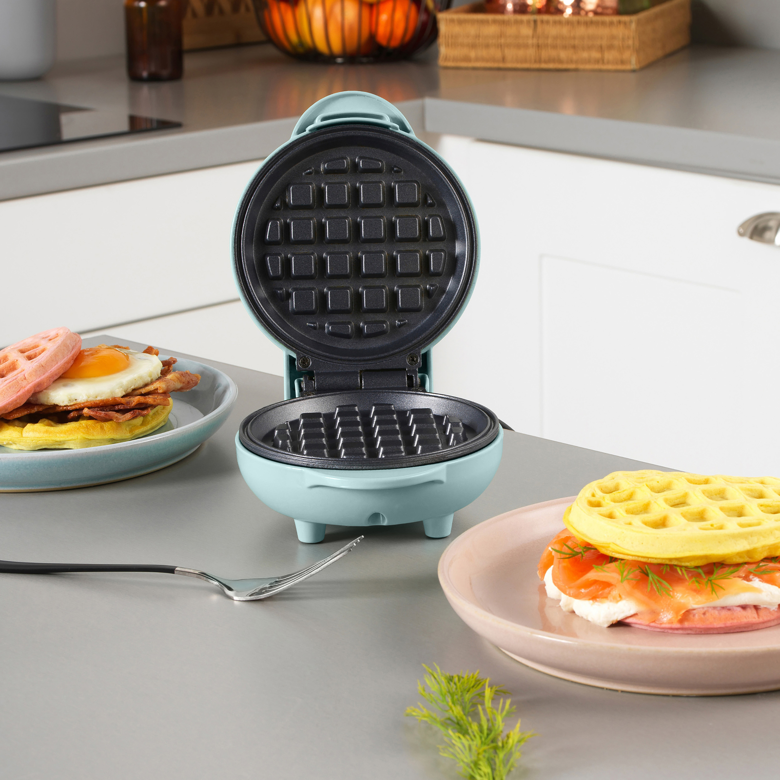 Mini Waffle Maker Iron Dessert Maker 550W Sorbet Pastel Blue Giles
