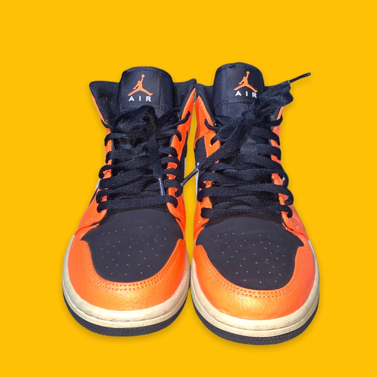 Jordan 1 cheap mid cone