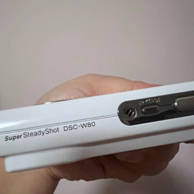 Sony Cyber-shot DSC-W80 7.2MP CCD Vintage Digital Camera - 100