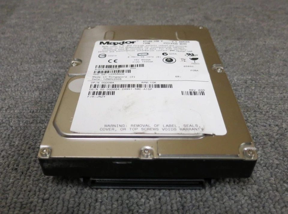 Maxtor 8J073J0 Atlas 10K V 74GB 10000RPM 8MB 3.5" SCSI Ultra320 Internal HDD - Image 2 of 4