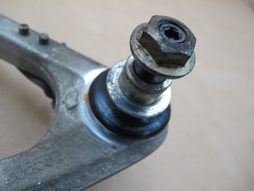 🥇04-08 MASERATI QUATTROPORTE M139 FRONT RIGHT & LEFT UPPER CONTROL ARM SET OEM - Picture 19 of 19