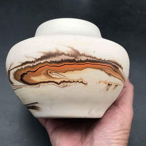 VTG Nemadji Pottery Vase Black & Brown Swirls 4.25" Tall 6" Diameter USA - Picture 8 of 11