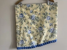 Waverly 1 Window Valance Yellow Floral Blue Roses Scalloped 20"x78" French