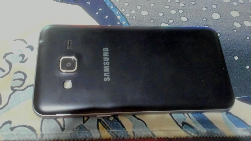 Samsung Galaxy J3 · 8GB, photo 3 of 4