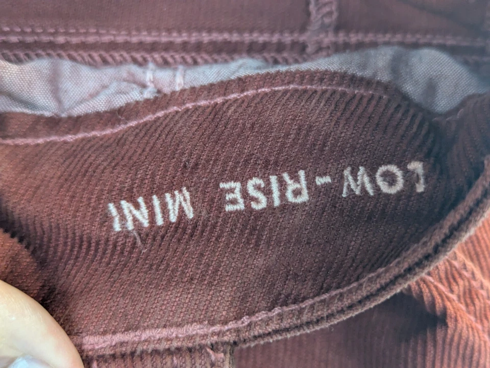 American Eagle Corduroy Womens Skirt Low Rise Mini Size 2 Cotton Blend Rust y2k - Image 4 of 4