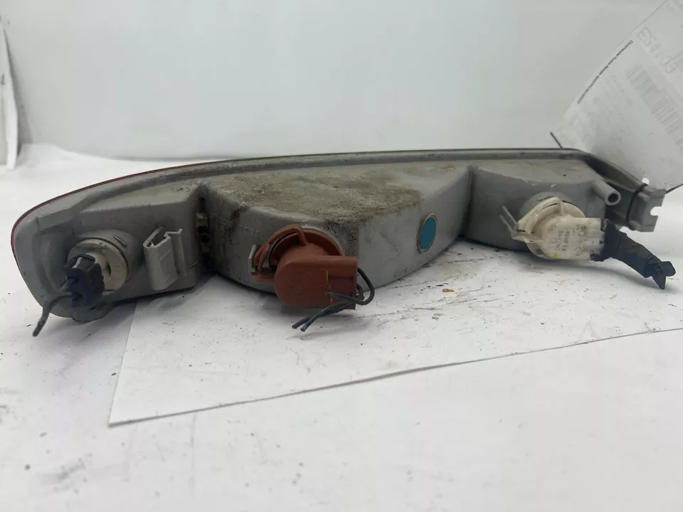 Conjunto de luz de giro/estacionamiento usada se adapta a: camioneta GMC Sierra 3500 2003 Park Foto 3 de 4