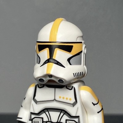 LEGO Star Wars - GCC - Grandpa Clone Customs - Yellow Commander Helmet - 75340 