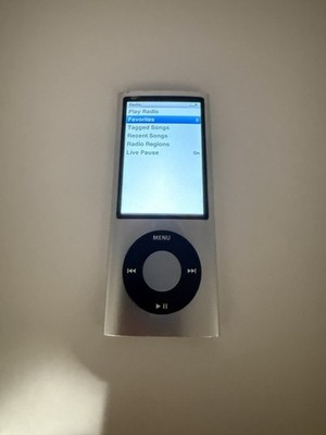 Apple iPod Nano 5th Generation 8GB Silver   New Battery   Tested Working A1320