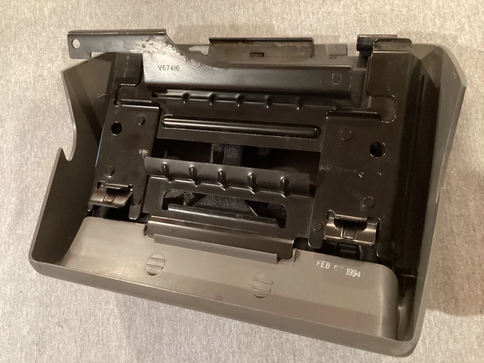 Silverado/GMC C/K 1500 1988-1994 gris tablero extraíble, doble portavasos OEM Foto 2 de 4