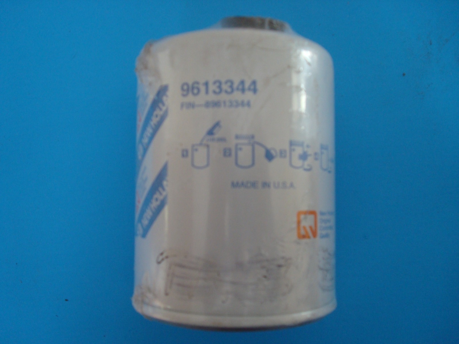 NEWHOLLAND 9613344 Fuel filter cross reference