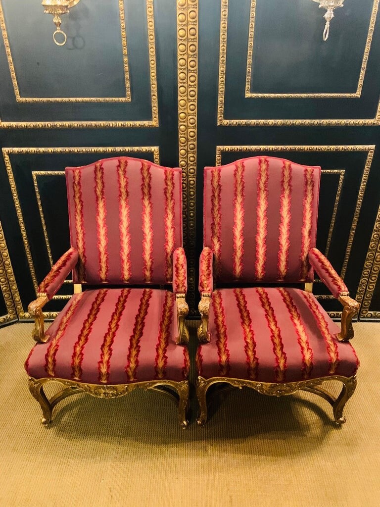 Picture 2 of 20