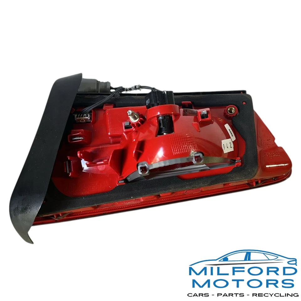 Luz trasera LED para pasajeros OEM compatible con Audi A6 Quattro Premium Plus 2012-2015 3,0 L Foto 2 de 4