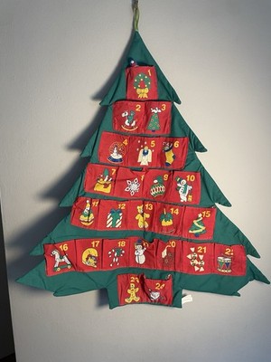 1995 Avon Countdown to Christmas Fabric Tree Advent Calendar W/Marker Santa