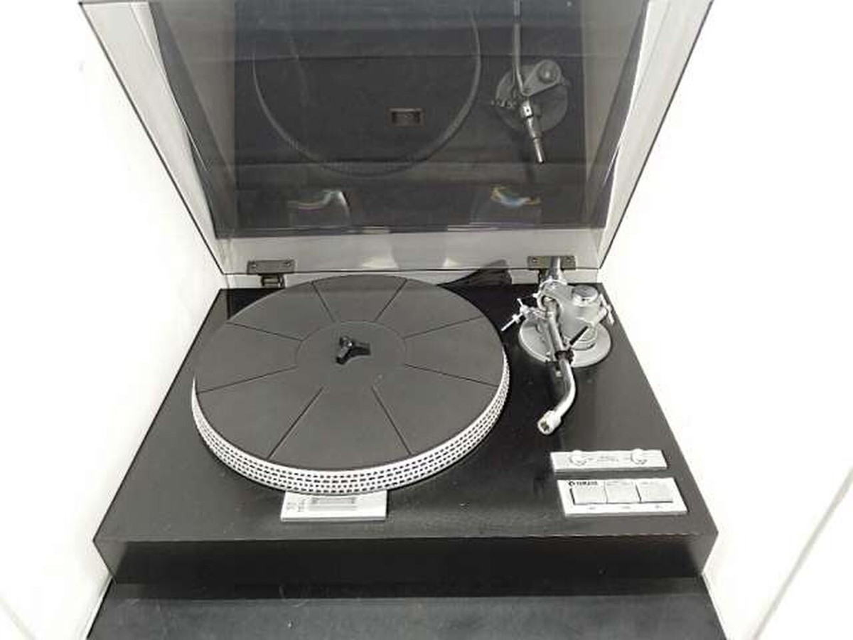 1978 Yamaha YP-D7 Turntable Record Player Good Condition From