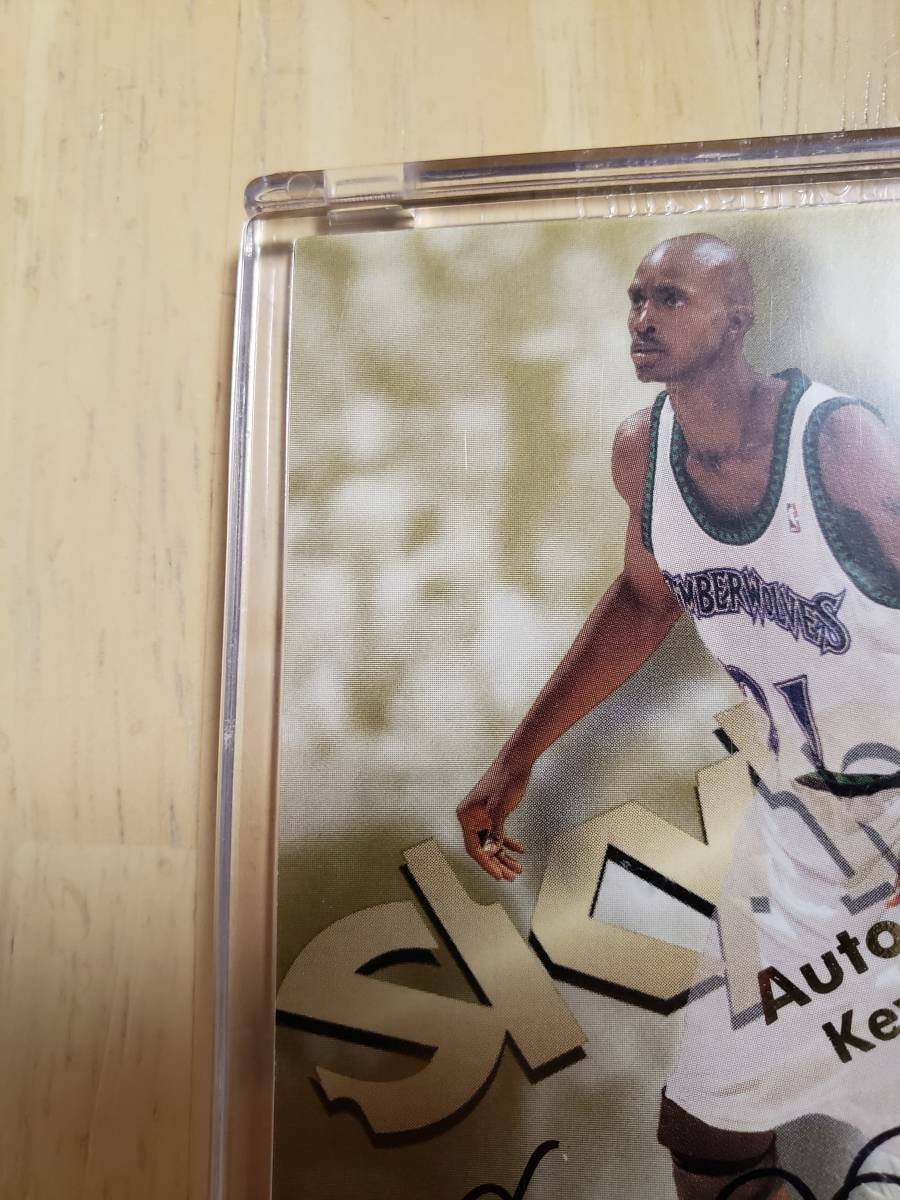 1998 -99 Skybox Autographics KEVIN GARNETT Auto / Autograph 1998 -99 Skybox Autographics KEVIN GARNETT Auto / Autograph