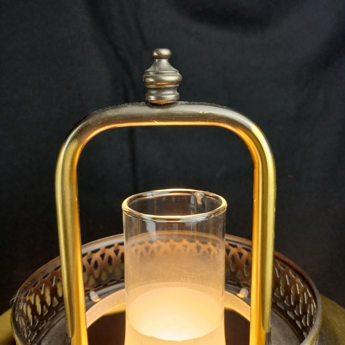 Underwriters Laboratories Portable Lamp E-20773 Brass Frosted