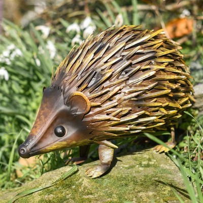 Herbstliche Saisondeko - 'Henry' der Igel Stahl Gartendeko
