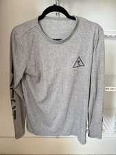 Catch Surf Men  s Surf Shirt Rash Guard Medium Long Sleeve
