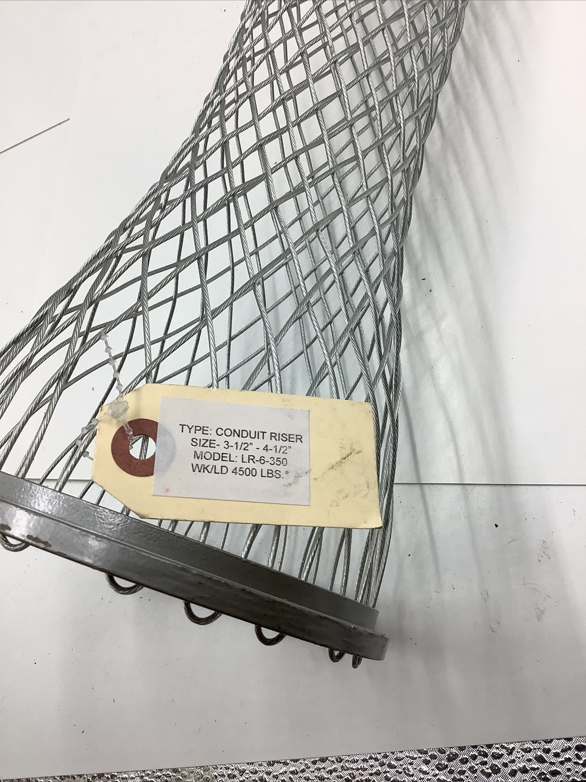 NEW Lewis 31/2" 41/2" Pulling Cable Grips Suspension Conduit Riser