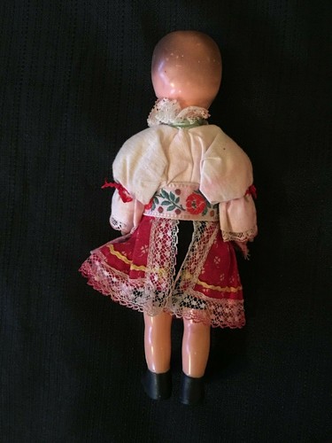 VINTAGE DOLL 19 CM TALL WITH ORIGINAL CLOTHES AND SHOES - Picture 4 of 6