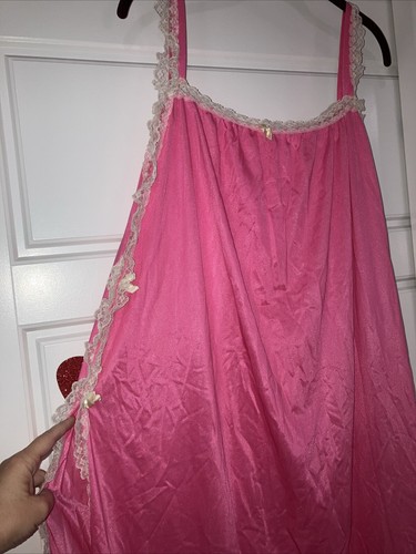 Vintage Größe 4X Nylon Dessous Slipper Kleid rosa mit Rüsche Akzent High Split - Bild 6 von 12
