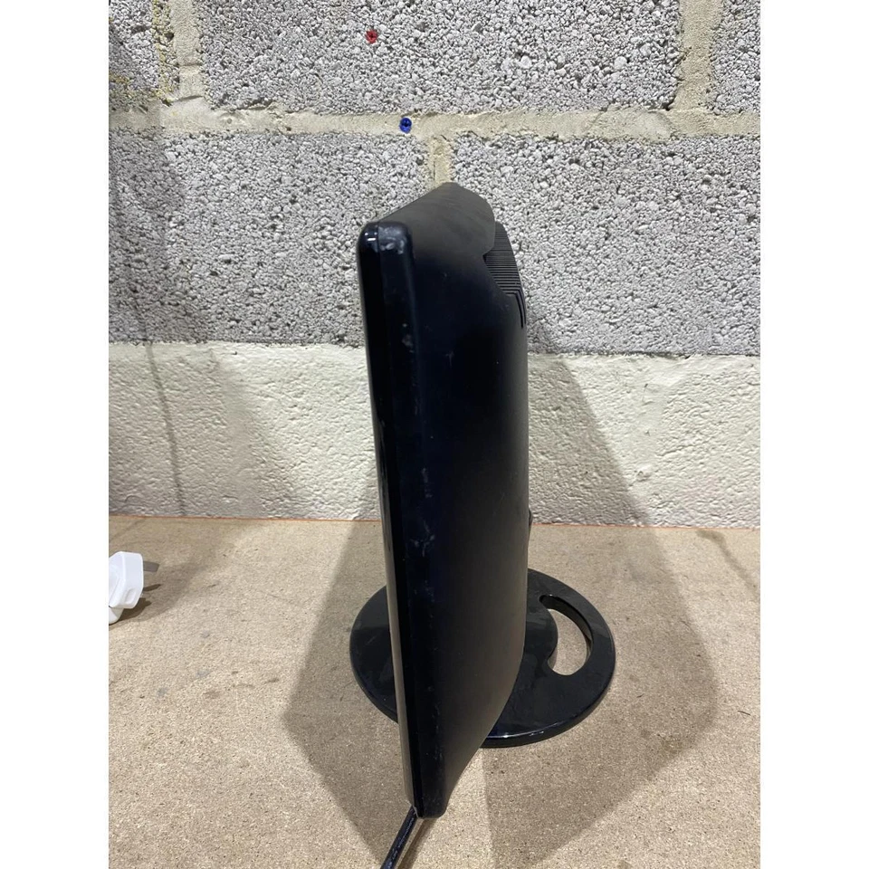 AOC TFT185W80PS Flat Panel LCD Monitor Black 18.5" Wide Screen Compact w/ Stand - Image 4 of 4