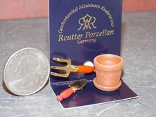 Dollhouse Miniature Potting Tool Set Reutter Porcelain 1:12 one inch scale D41