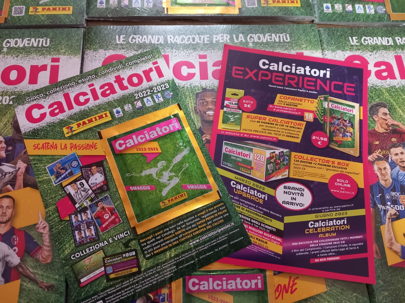 BUSTINA FLYER VERSIONE OMAGGIO CALCIATORI PANINI 2022-23 +BUONO CALCIO REGALI!