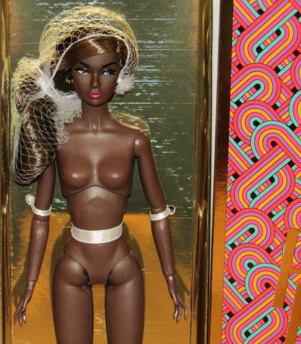 Gorgeous Poppy Parker Nude Doll NRFB 2021 Obsession Convention