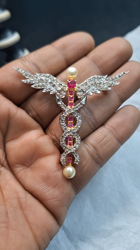 1.5 CT Ruby 2.5 CT Zircon 4 CT Pearl 925 Sterling Silver Brooch - Video 1 of 1