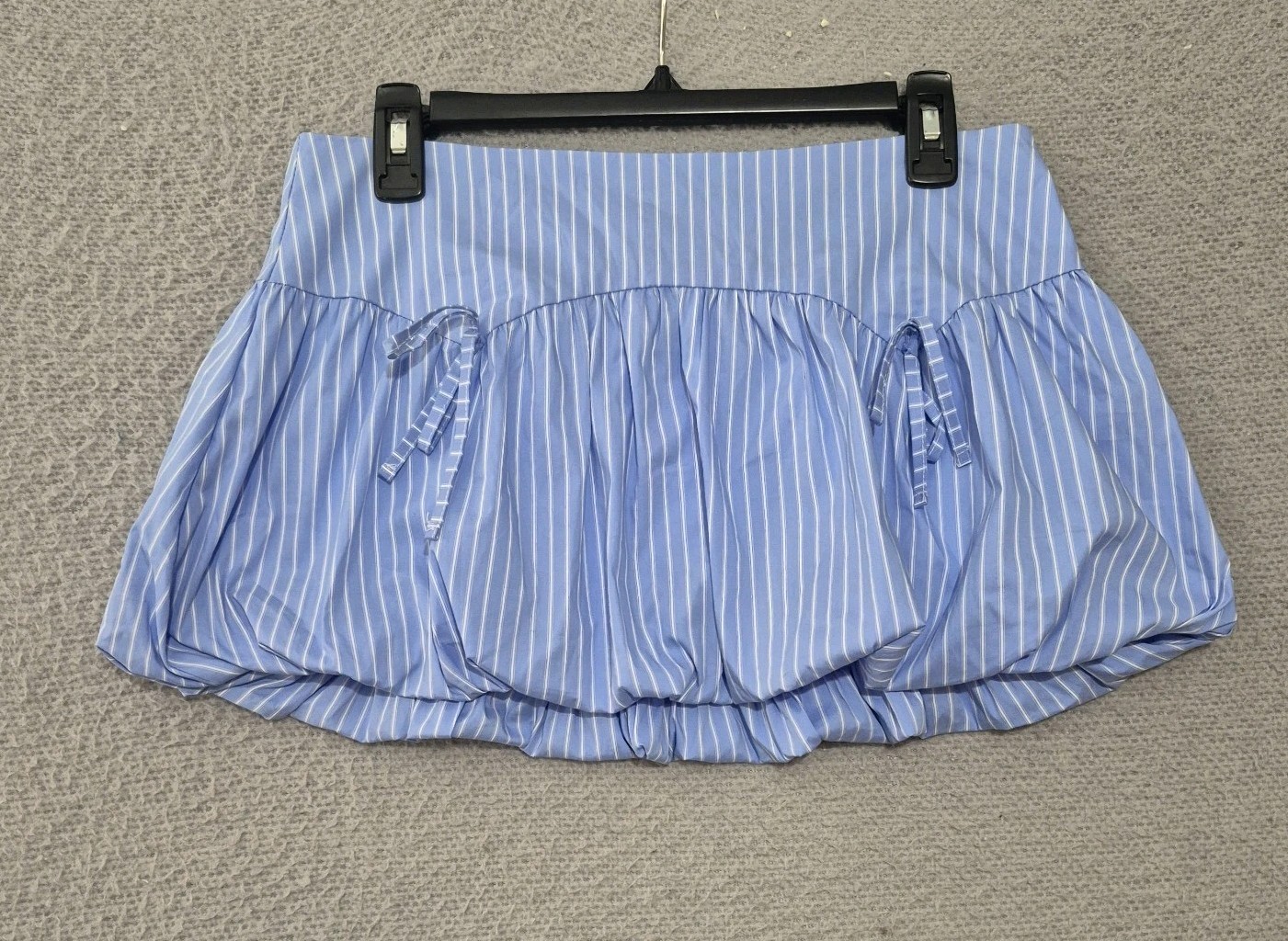 NWT Edikted Women's Blue Bow Tie Striped Bubble Mini Skirt Medium