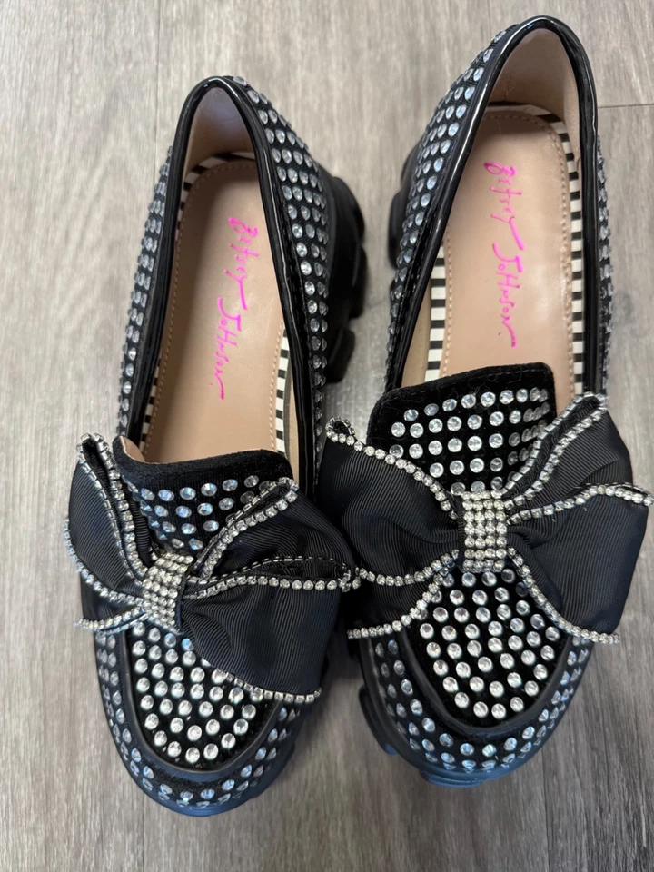 Betsey Johnson rhinestone black chunky shoe women’s a size 8.5 - Image 3 of 4