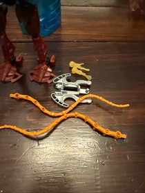 Lego Bionicle Barraki Kalmah 8917 Complete with Canister and instructions