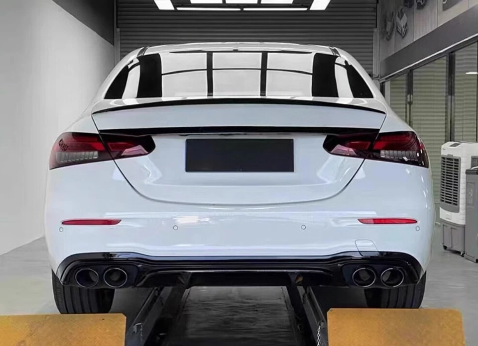 ALERÓN MALETERO FIBRA CARBONO PARA 17-23 MB W213 CLASE E E300 E43 AMG Foto 2 de 4