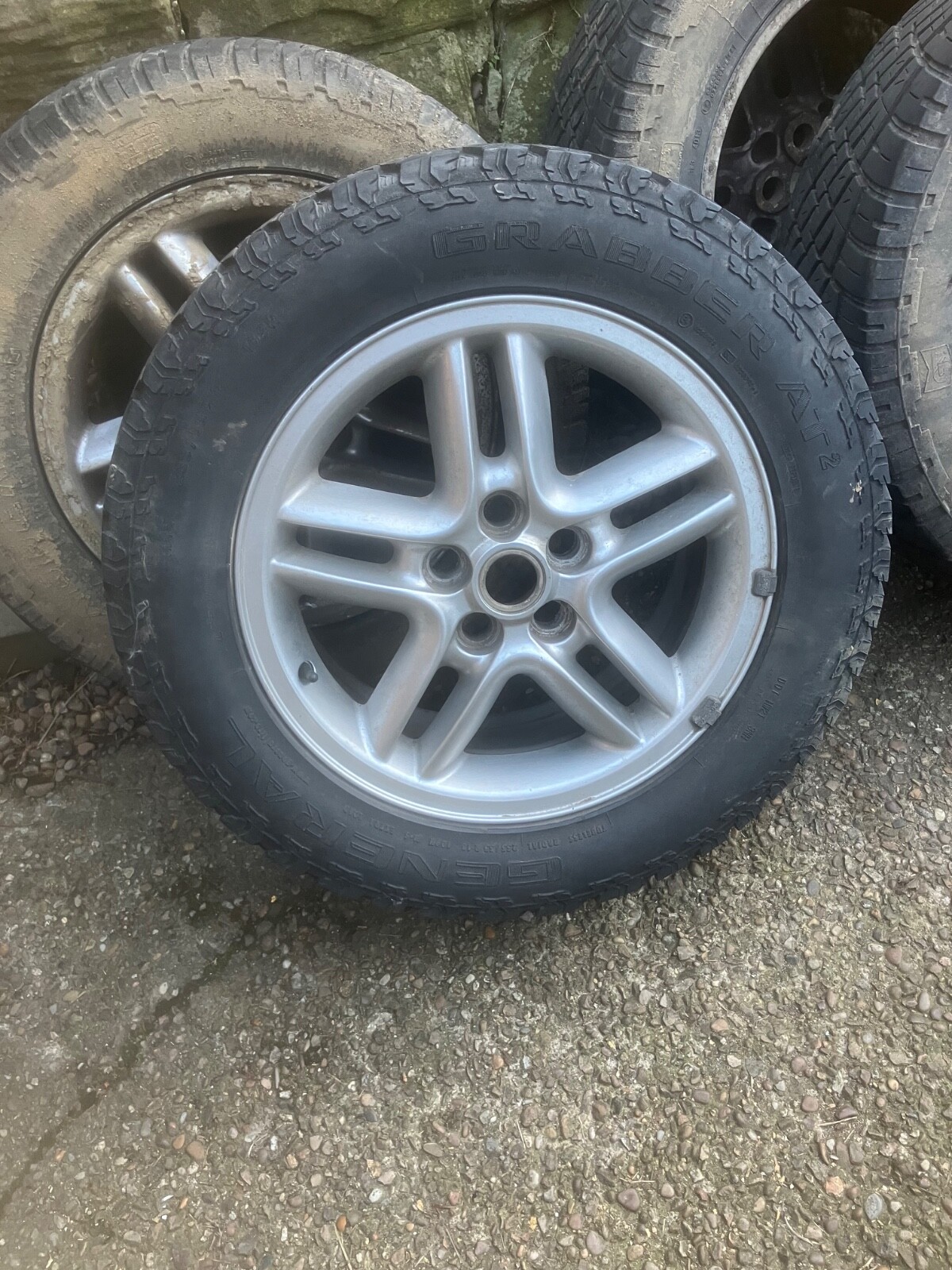 Picture 1 of 1
