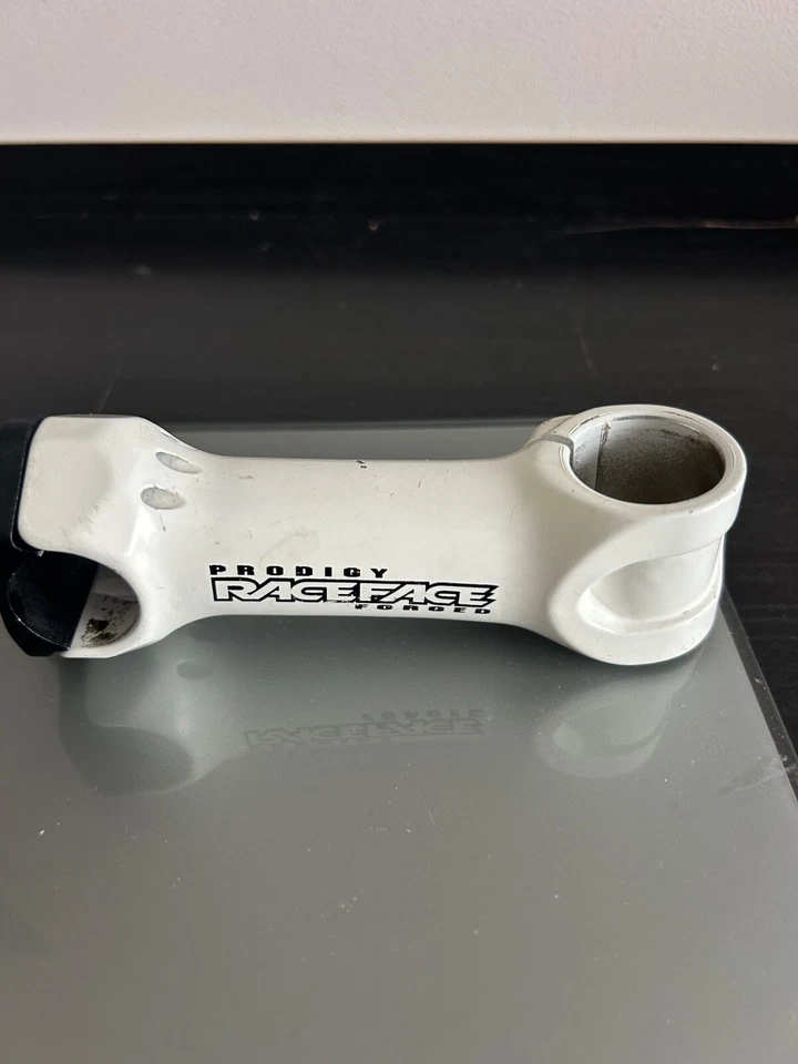 Vástago Race Face Prodigy AL 25,4/110 mm negro/blanco +/- 6° vástago sin rosca Foto 4 de 4