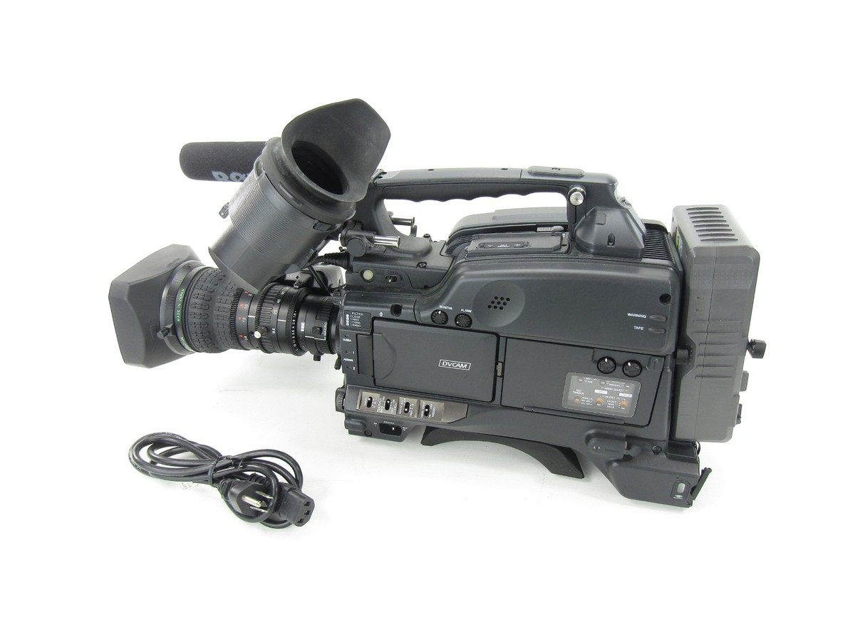 Sony DSR-450WS Camcorder w/ Fujinon A20x8.6BRM-SD Lens & AC-DN10