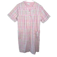 VTG Miss Elaine Seersucker House Dress Pink Snap Front Robe Embroidered Small