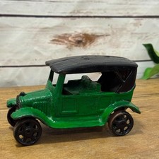 ARCADE Cast Iron FORD MODEL T Tudor Sedan 6" Long Metal Spoke Wheels VTG Green