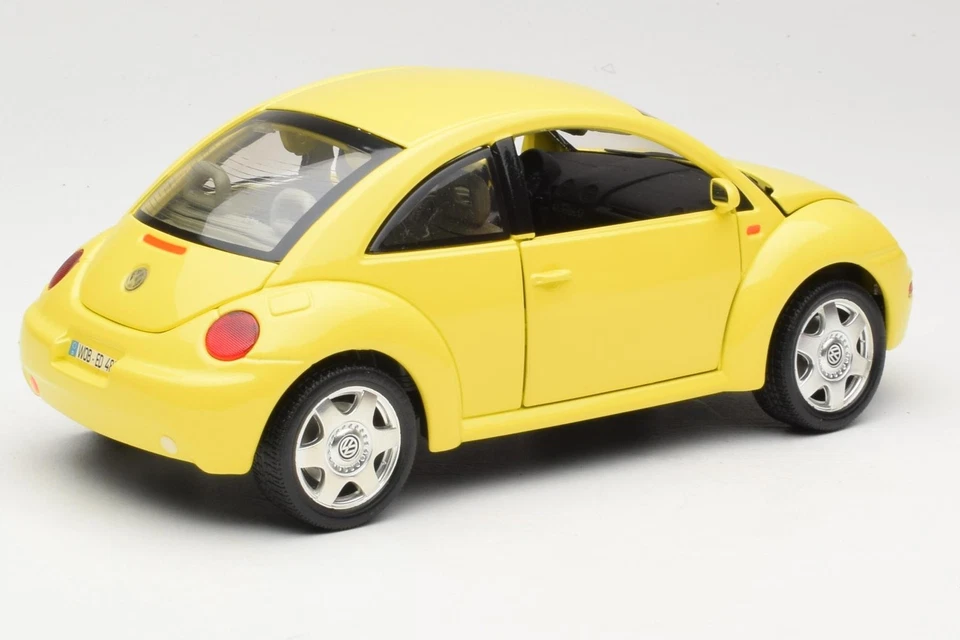 BEETLE001 Volkswagen New Beetle Yellow Bburago 1/18 - Imagen 3 de 4