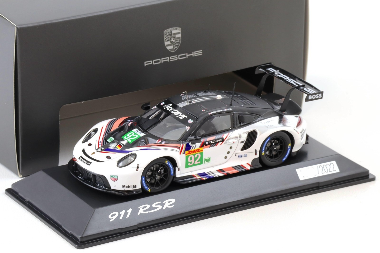 Porsche 911 RSR 92 WEC 2022 Spark 1/43 miniature de course