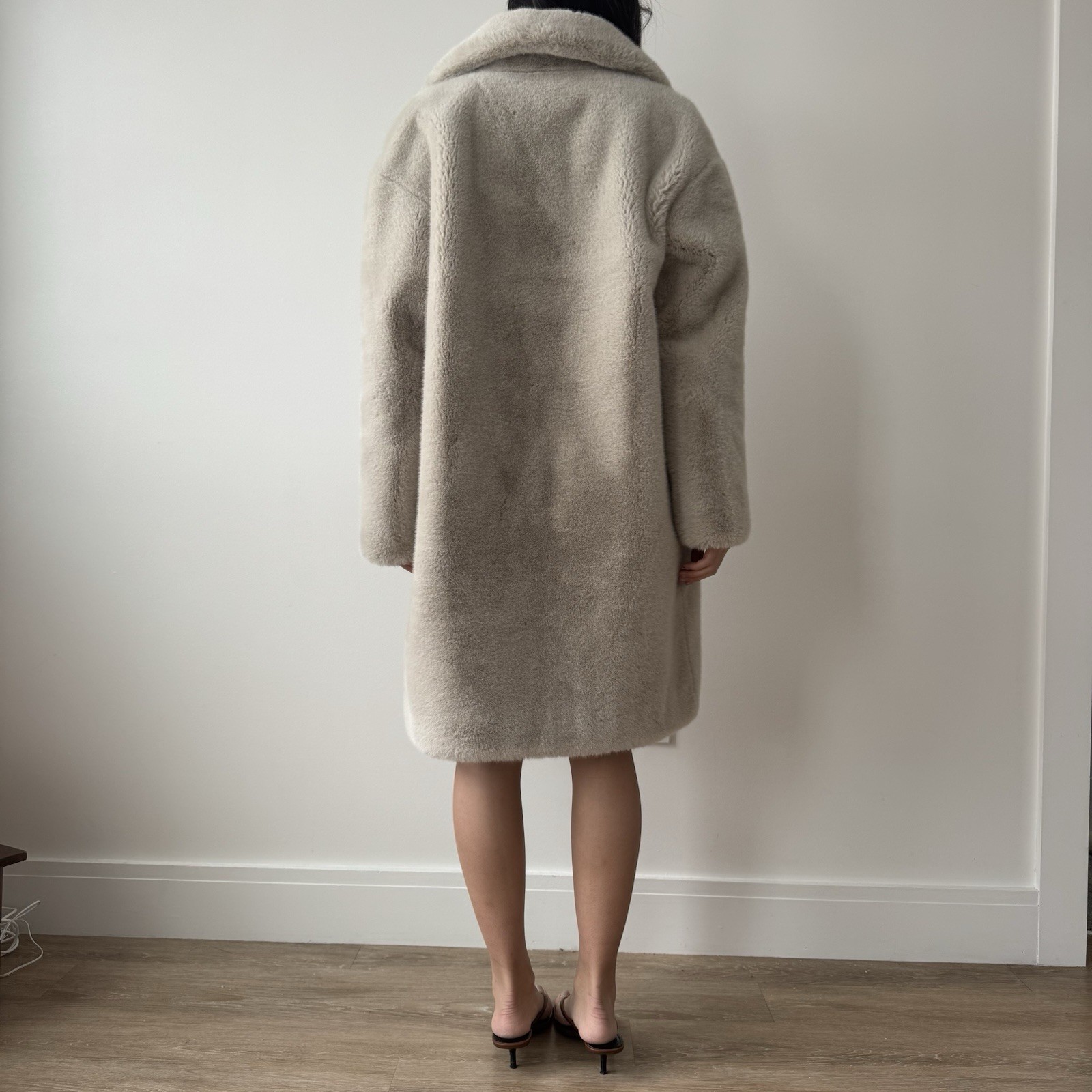 STAND STUDIO Beige Collared Button Mid-Length Hea… - image 3