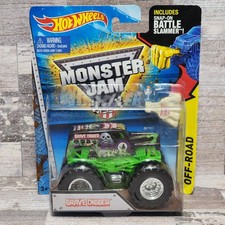 Monster Jam GRAVE DIGGER Monster Truck Diecast with Snap On Battle Slammer