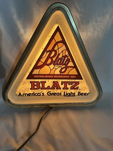Vintage Blatz Beer Light Up working Sign America's Great Light Beer