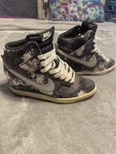 Nike Dunk Sky Hi Womens Suede Hidden Wedge Hi...