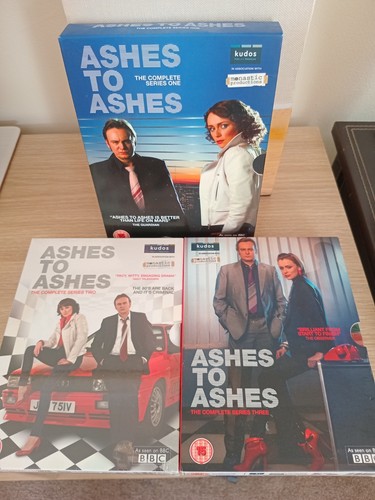 DVD Boxsets Ashes To Ashes komplette Serie 1,2,3. Region 2. Top Zustand
