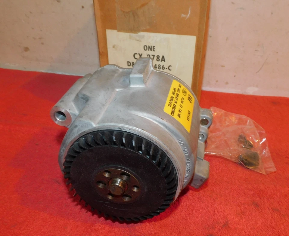 Ford Mustang Capri LTD II 1978 Fairmont 1979 nuevo como nuevo 302 termactor bomba de aire smog Foto 2 de 4