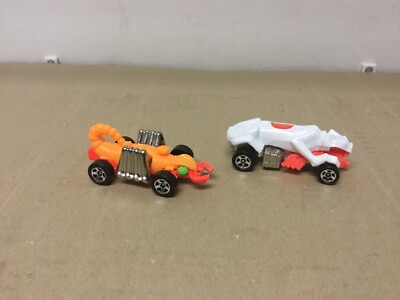 Lot of 2 - Vintage 1985 Hot Wheels Cars - White / Org Gargoyle & Org Scorpion